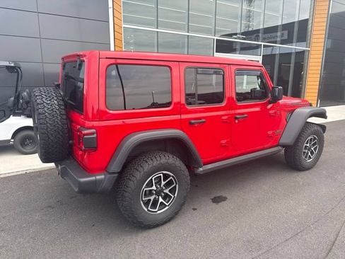 Used 2026 Jeep Wrangler Unlimited Rubicon w/ Safety Group AWD/4WD image 3