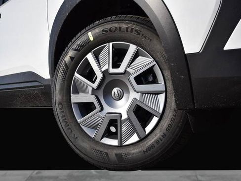 New 2026 Nissan Kicks S FWD image 3