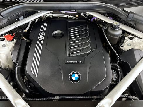 Used 2022 BMW X5 xDrive40i w/ Premium Package AWD/4WD image 26