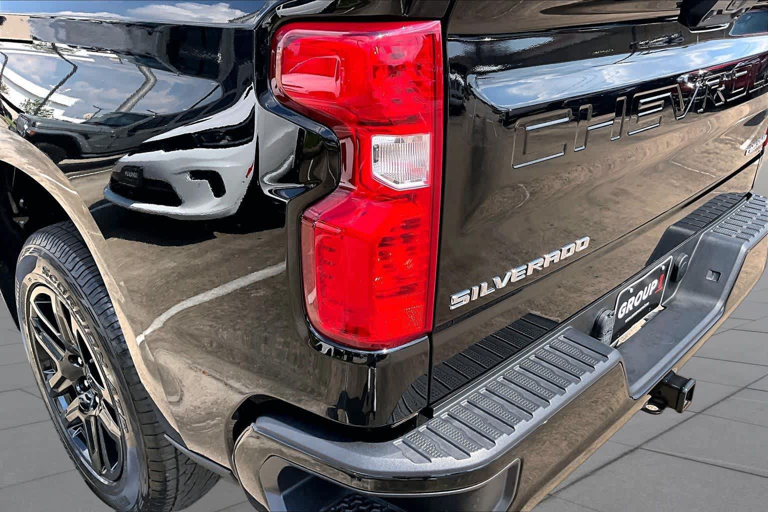 Used 2024 Chevrolet Silverado 1500 Custom RWD image 27
