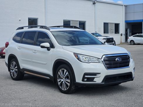 Used 2021 Subaru Ascent Limited w/ Technology Package image 3