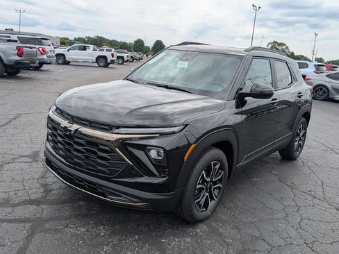 New 2026 Chevrolet TrailBlazer ACTIV w/ Convenience Package FWD image 3