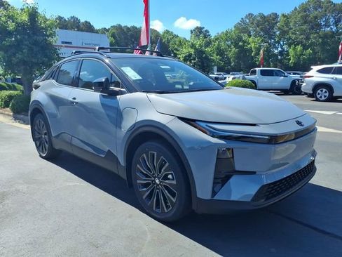 New 2026 Toyota C-HR w/ Cold Weather Package AWD/4WD image 1