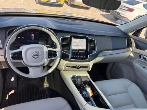Used 2023 Volvo XC90 B6 Plus w/ Protection Package AWD/4WD image 5