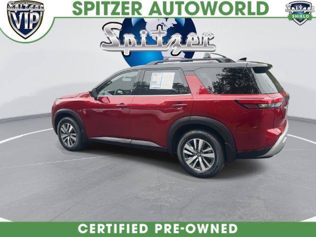 Used 2024 Nissan Pathfinder SL AWD/4WD image 11