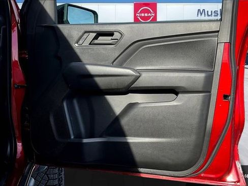 Used 2024 Chevrolet Colorado Trail Boss w/ Technology Package image 26