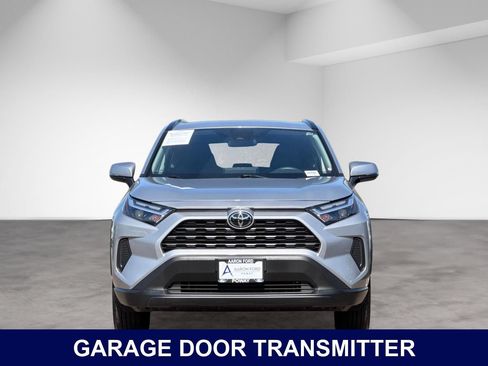 Used 2025 Toyota RAV4 XLE FWD image 10