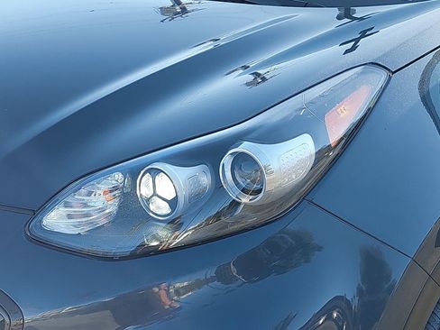 Used 2022 Kia Sportage Nightfall Edition image 31