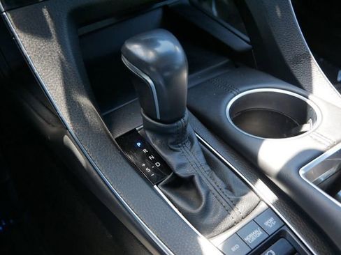 Used 2022 Toyota Avalon Touring FWD image 24