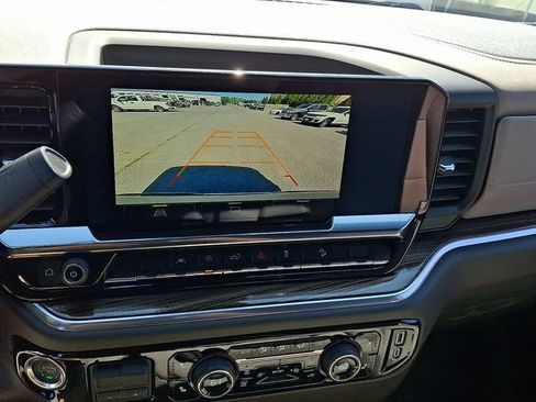 Certified 2026 Chevrolet Silverado 1500 LT AWD/4WD image 18