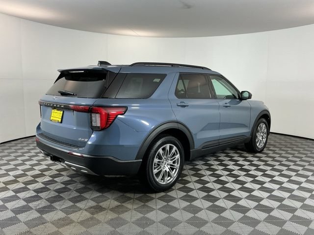 Used 2026 Ford Explorer Active w/ Active Comfort Package AWD/4WD image 5