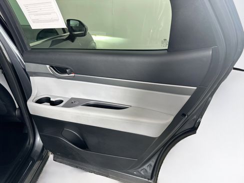 Used 2025 Hyundai Palisade SEL FWD image 32