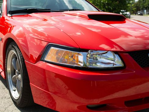 Used 2001 Ford Mustang GT RWD image 17