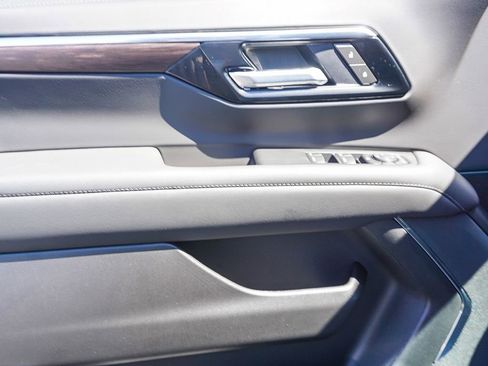 New 2026 Chevrolet Tahoe LS RWD image 18