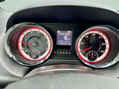 Used 2014 Dodge Grand Caravan R/T image 20