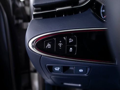 Used 2022 Genesis GV70 3.5T Sport image 30