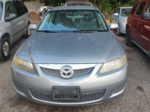 Used 2006 MAZDA MAZDA6 i image 2