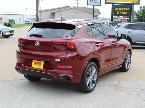 Used 2023 Buick Encore GX Select w/ Sport Touring Package FWD image 5