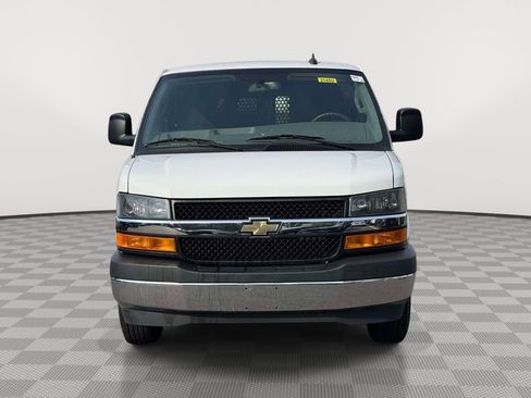Used 2023 Chevrolet Express 2500 w/ Driver Convenience Package RWD image 2