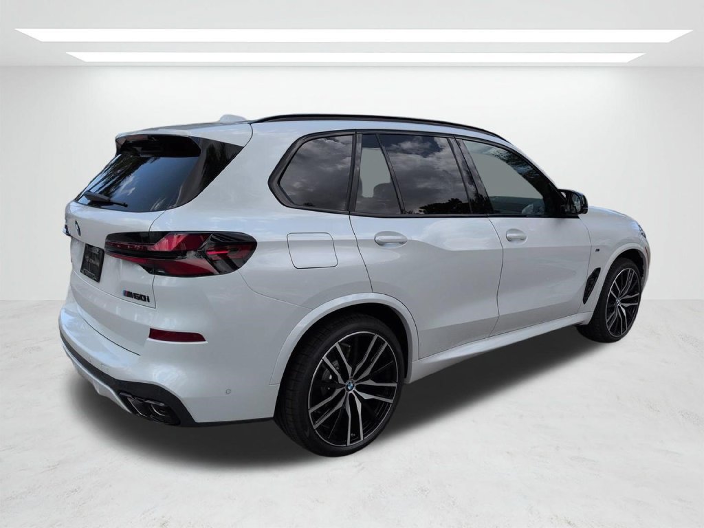 New 2026 BMW X5 M60i w/ Climate Comfort Package AWD/4WD image 4