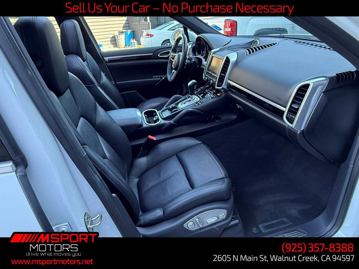 Used 2016 Porsche Cayenne S AWD/4WD image 23