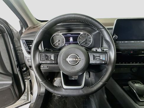 Used 2022 Nissan Rogue SV w/ SV Premium Package AWD/4WD image 13