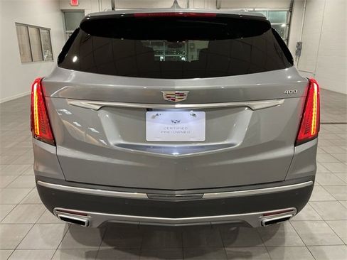 Certified 2025 Cadillac XT5 Premium Luxury image 4