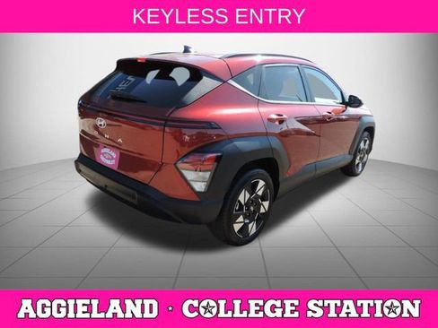 Used 2024 Hyundai Kona SEL FWD image 4