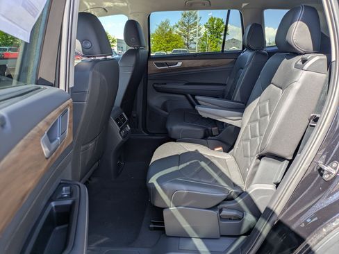 New 2026 Volkswagen Atlas SE AWD/4WD image 16