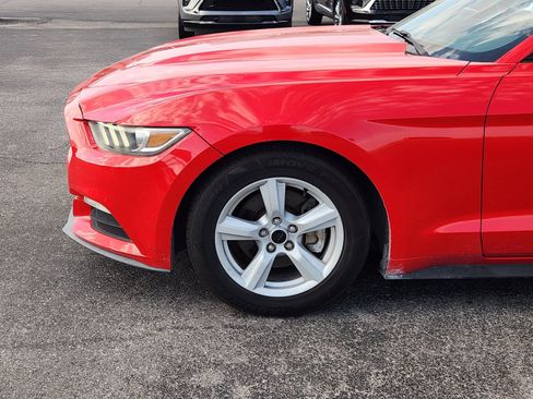 Used 2016 Ford Mustang Coupe RWD image 9