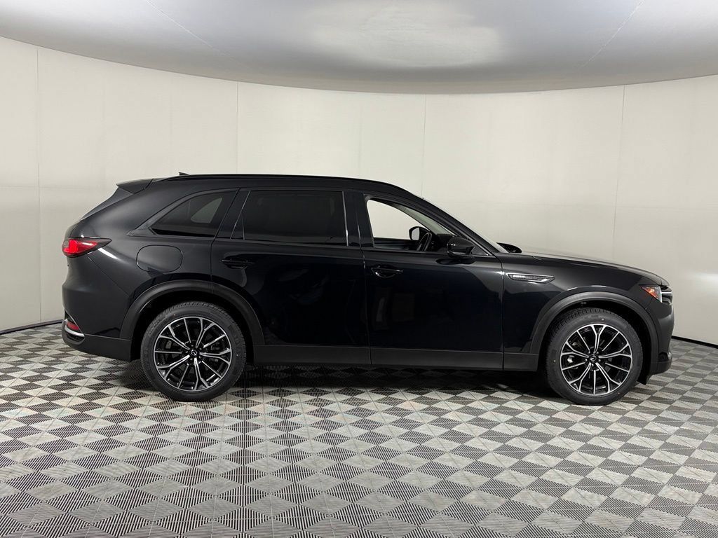 Used 2025 MAZDA CX-70 Plug-In Hybrid w/ Premium Pkg AWD/4WD image 3