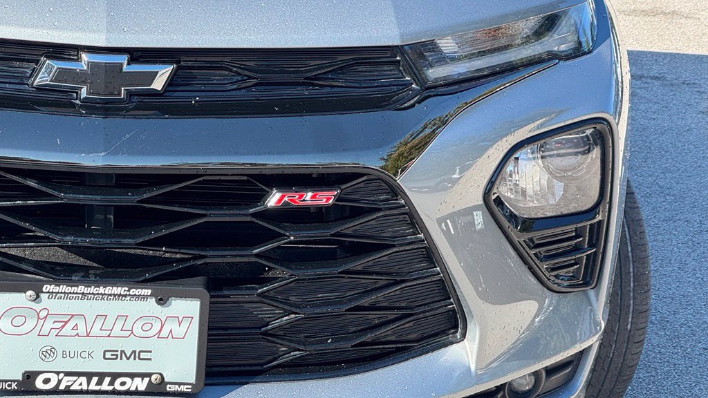 Used 2023 Chevrolet TrailBlazer RS w/ Convenience Package AWD/4WD image 7