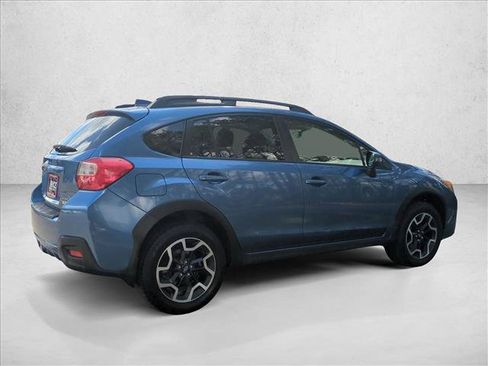 Used 2017 Subaru Crosstrek 2.0i Limited AWD/4WD image 5
