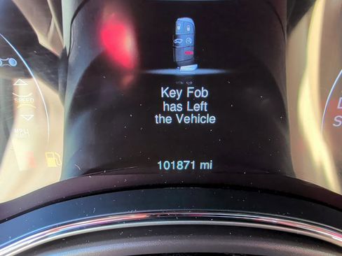 Used 2015 Jeep Grand Cherokee Overland w/ Advanced Technology Group image 22