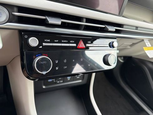 New 2026 Hyundai Tucson Limited FWD image 27