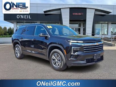Used 2026 Chevrolet Traverse LT