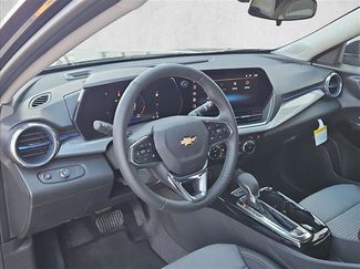 New 2026 Chevrolet Trax LT w/ LT Convenience Package video 3