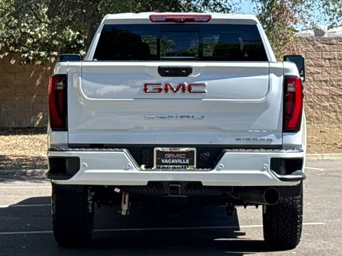 New 2026 GMC Sierra 2500 Denali w/ Denali Reserve Package AWD/4WD image 6