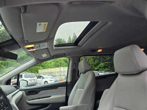 Used 2022 Honda Odyssey EX-L image 14