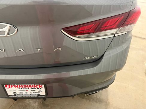 Used 2019 Hyundai Sonata Sport w/ Tech Package 03 FWD image 17