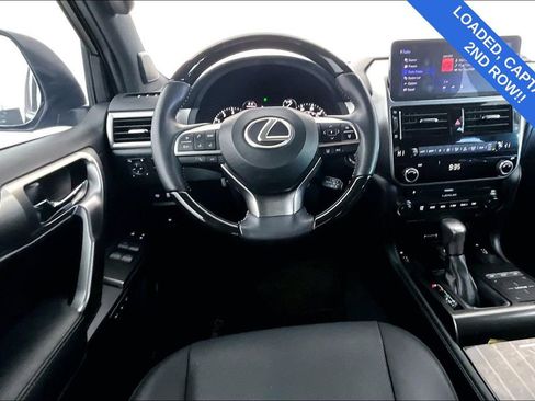Used 2023 Lexus GX 460 Premium w/ Accessory Package image 8