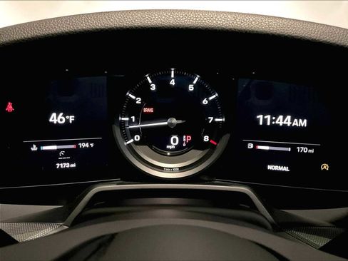 Used 2024 Porsche 911 Carrera S image 19