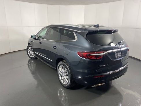 Used 2021 Buick Enclave Premium w/ Sun and Sites Package image 10