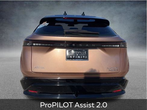 Used 2023 Nissan Ariya image 3