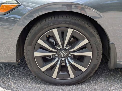 Used 2024 Honda Civic EX-L image 11