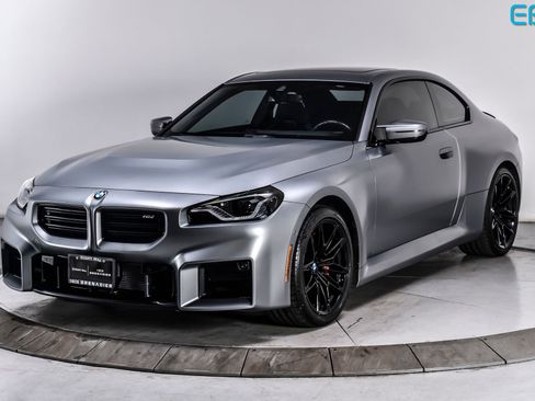 Used 2024 BMW M2 w/ Lighting Package RWD image 2