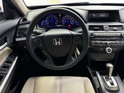 Used 2013 Honda Crosstour EX image 14