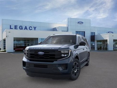 New 2026 Ford Expedition Max Active RWD image 2