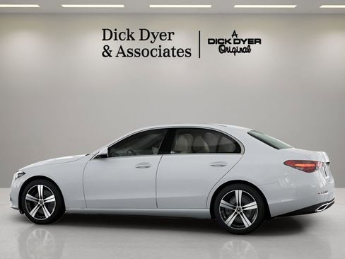 Used 2025 Mercedes-Benz C 300 Sedan image 21