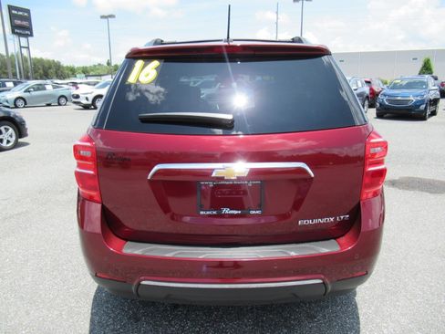 Used 2016 Chevrolet Equinox LTZ w/ Enhanced Convenience Package FWD image 6